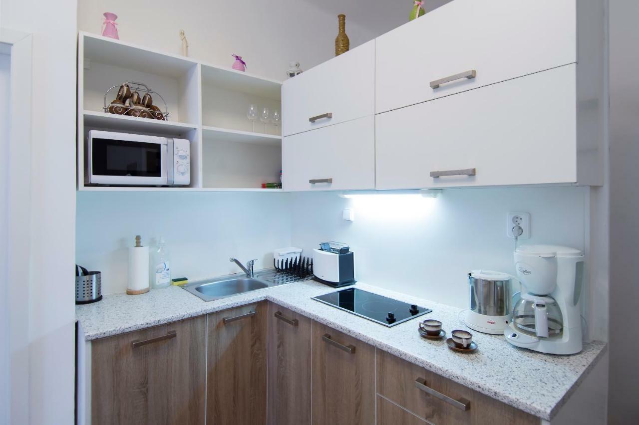 Modern Apartment Navratilova II Praha Bagian luar foto