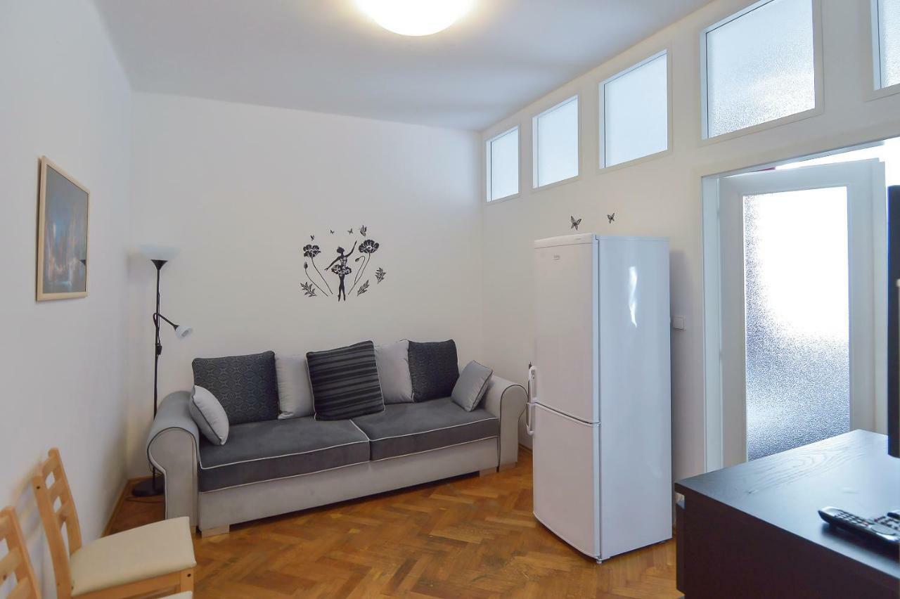 Modern Apartment Navratilova II Praha Bagian luar foto